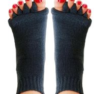 toe separator socks