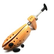 shoe stretcher